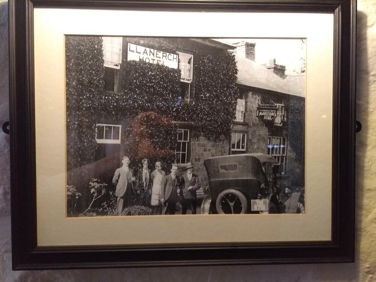 Llanerch Inn Llandrindod Wells Buitenkant foto