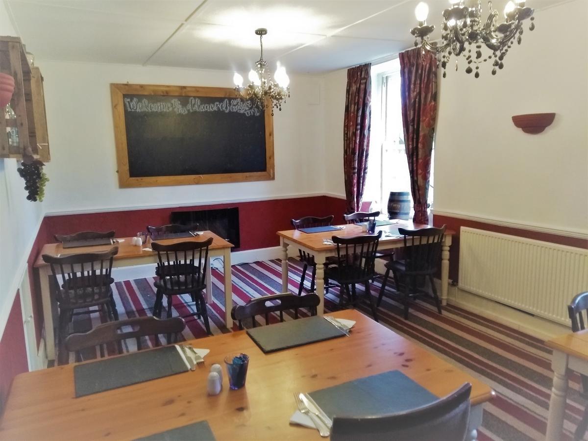 Llanerch Inn Llandrindod Wells Buitenkant foto