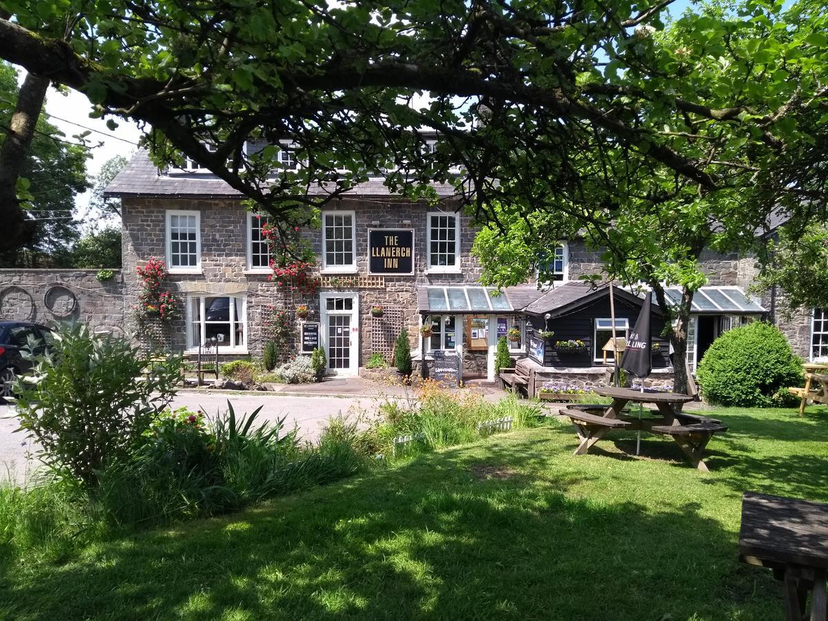 Llanerch Inn Llandrindod Wells Buitenkant foto